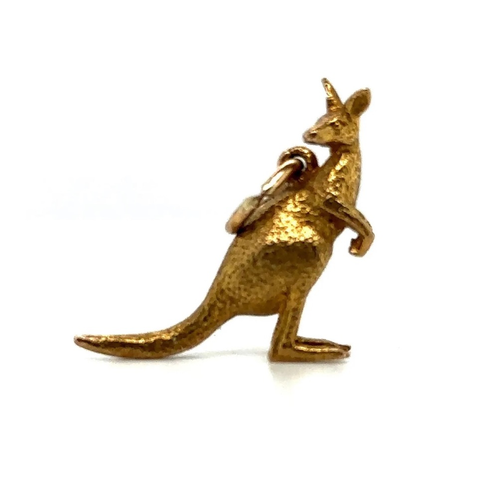 9k Yellow Gold Vintage Kangaroo Charm / Pendant